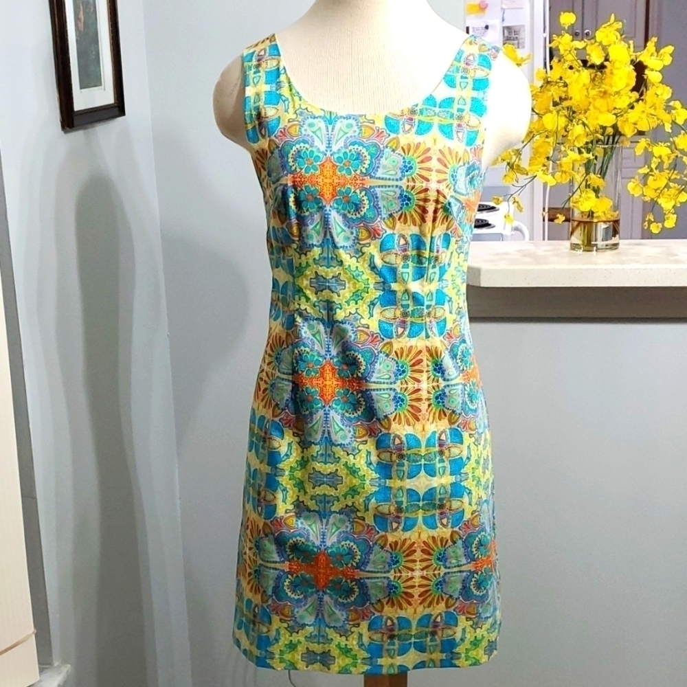 Vintage KAELI SMITH fun print dress, size 6. Beautiful colors and great quality
